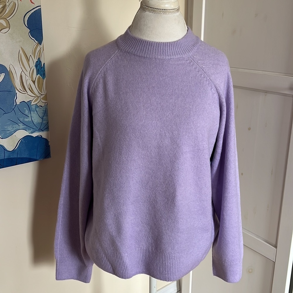 Vince Camuto Lavender Crew Neck Sweater